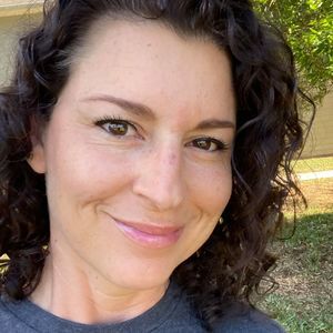 Meet your Posher, Leah